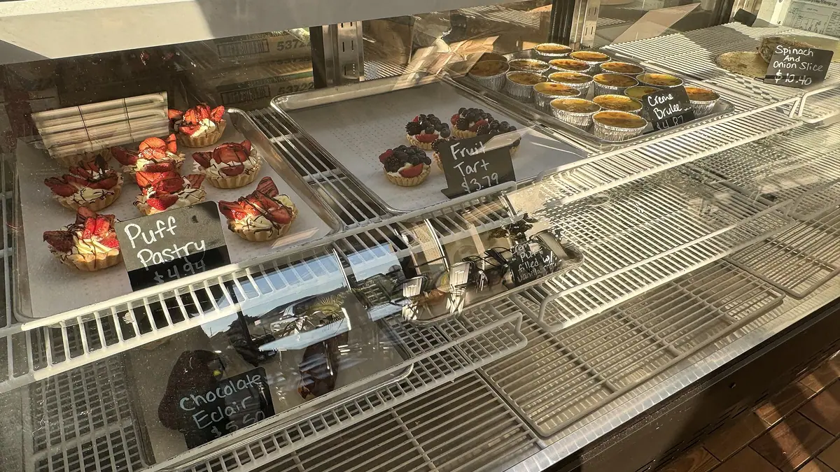 Crustum – patisserie in Chester town centre